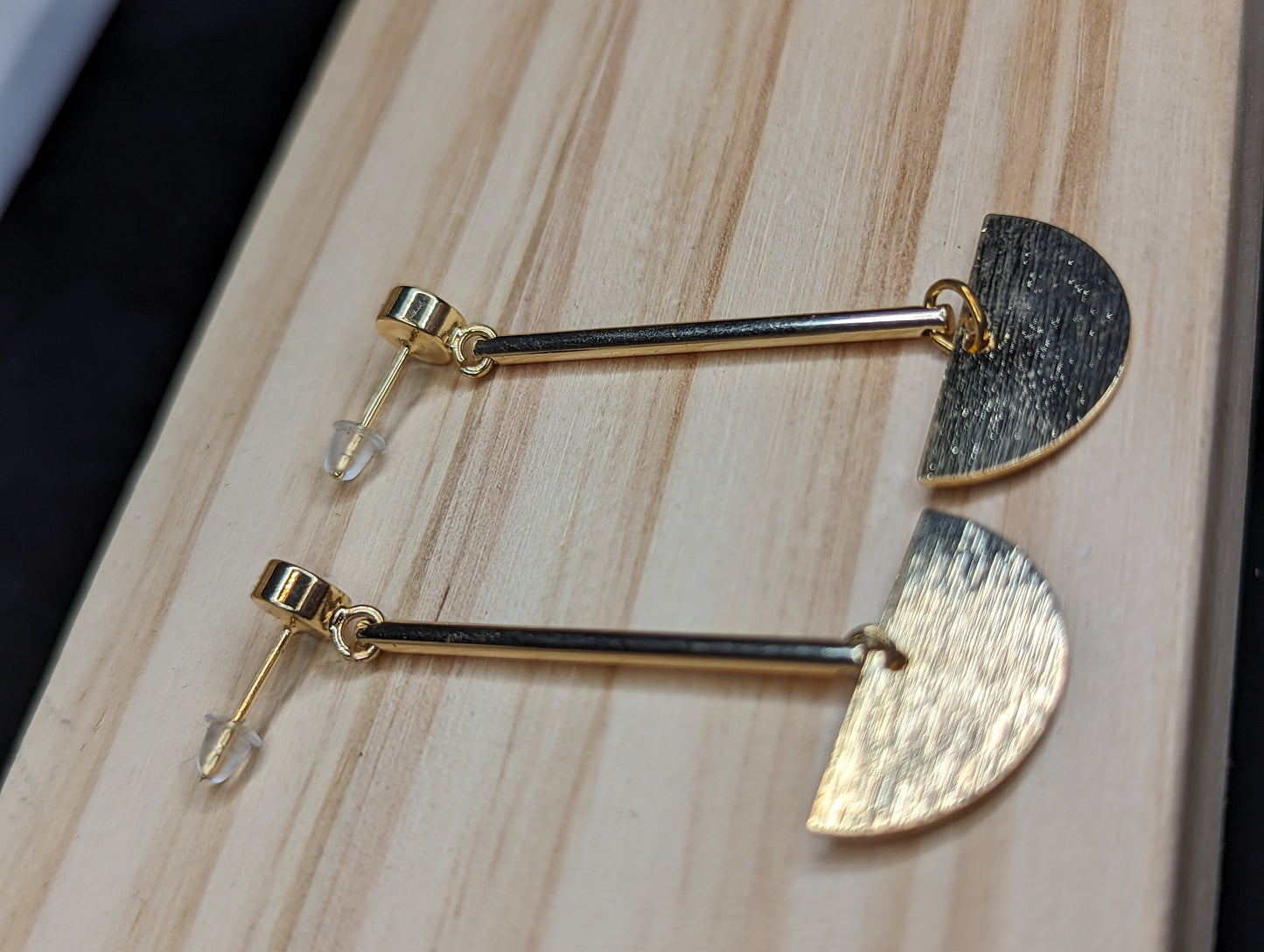 Gold Earrings image 2