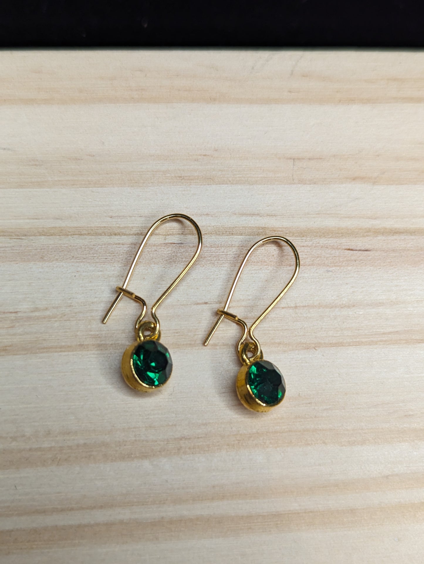 Small Gold earrings image 1