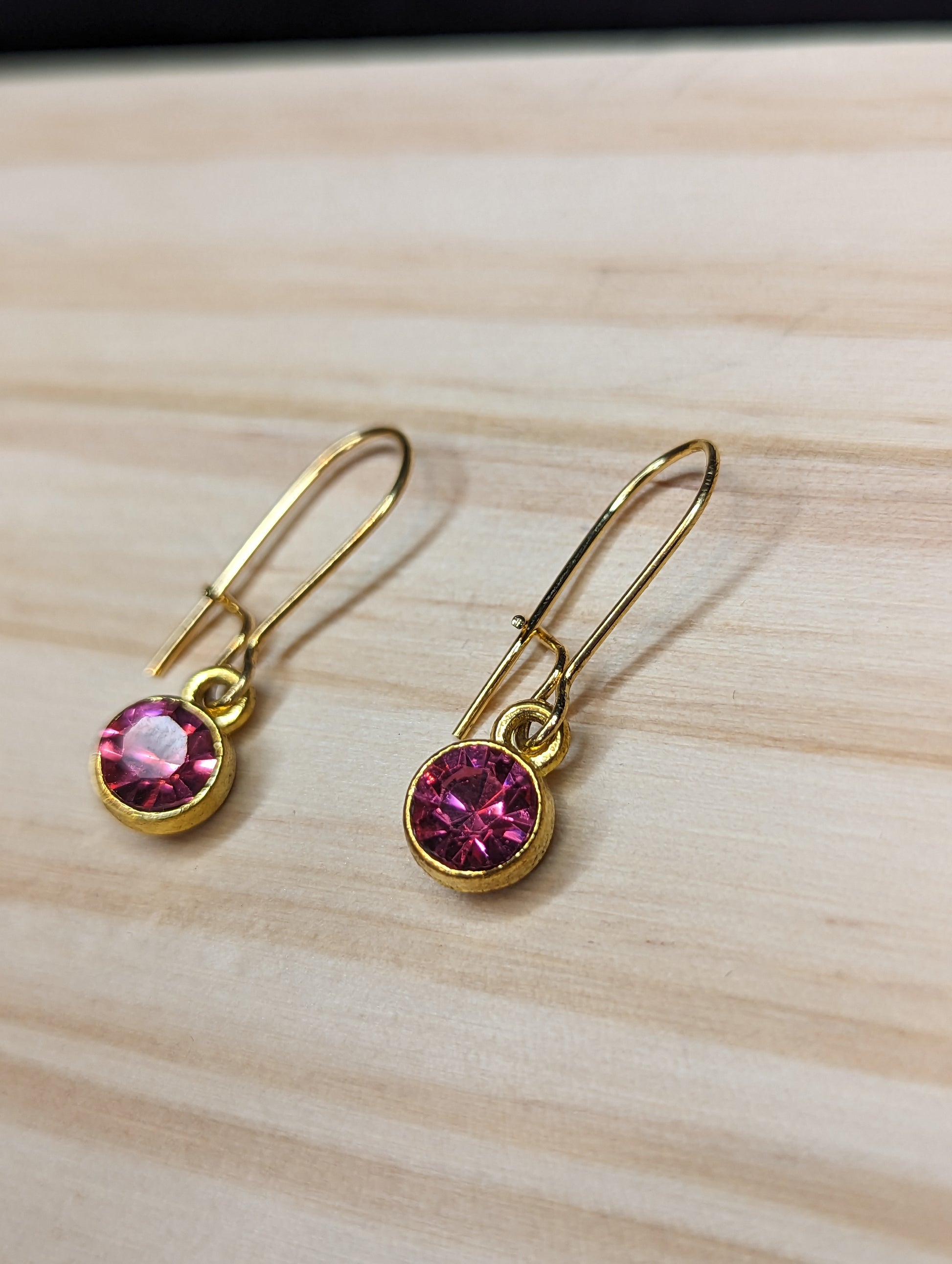 Small Gold earrings image 3