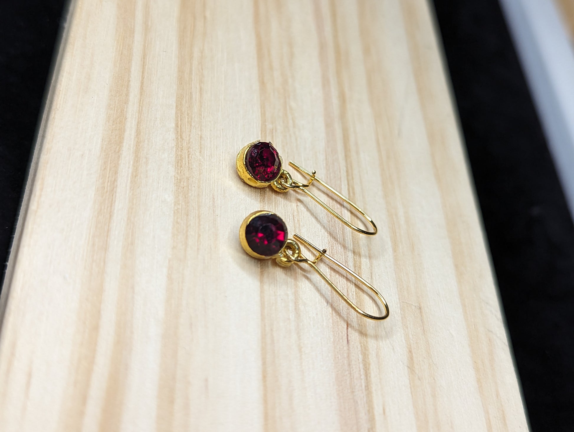 Small Gold earrings image 4