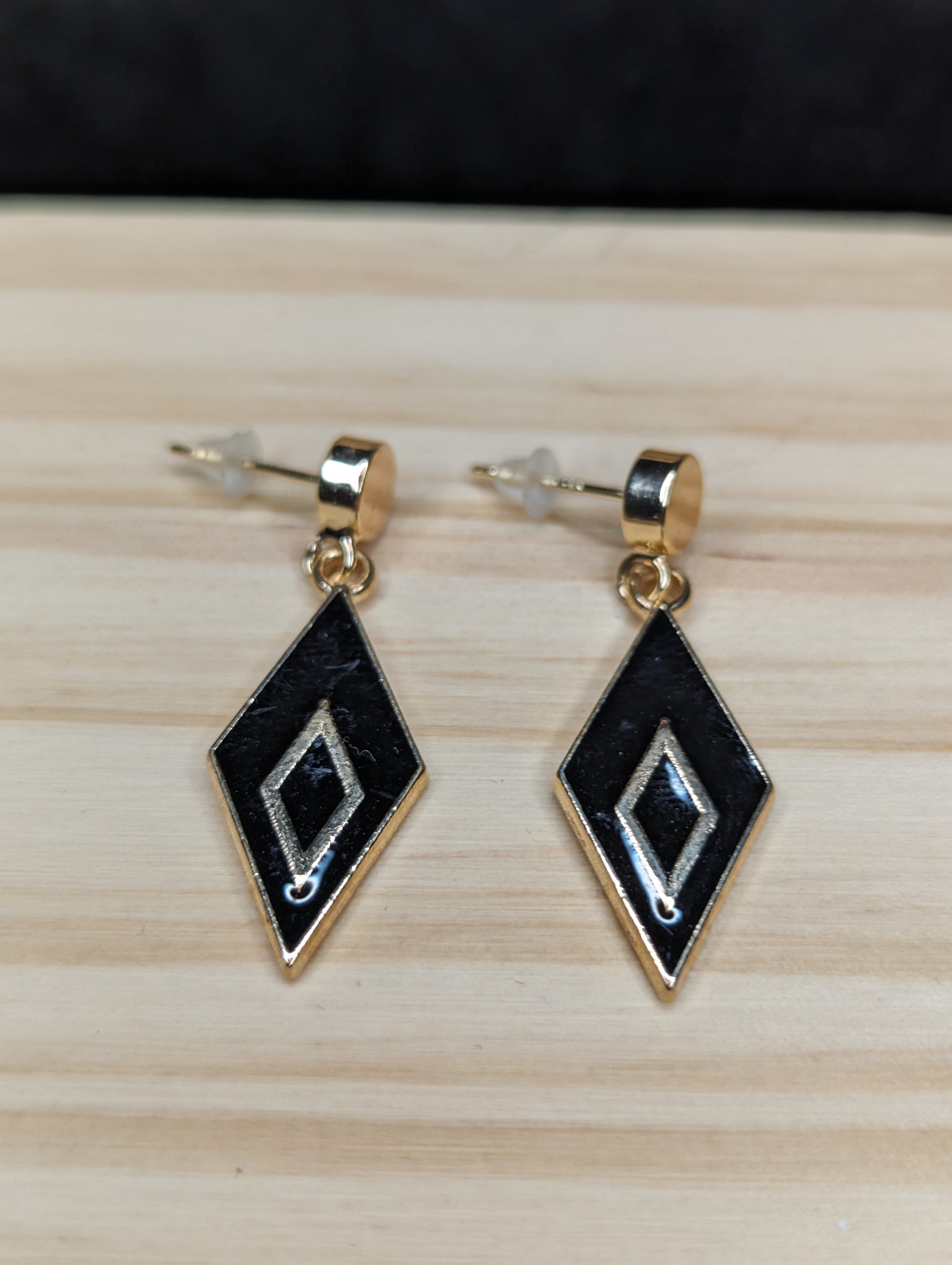 Gold Diamond Earrings image 2