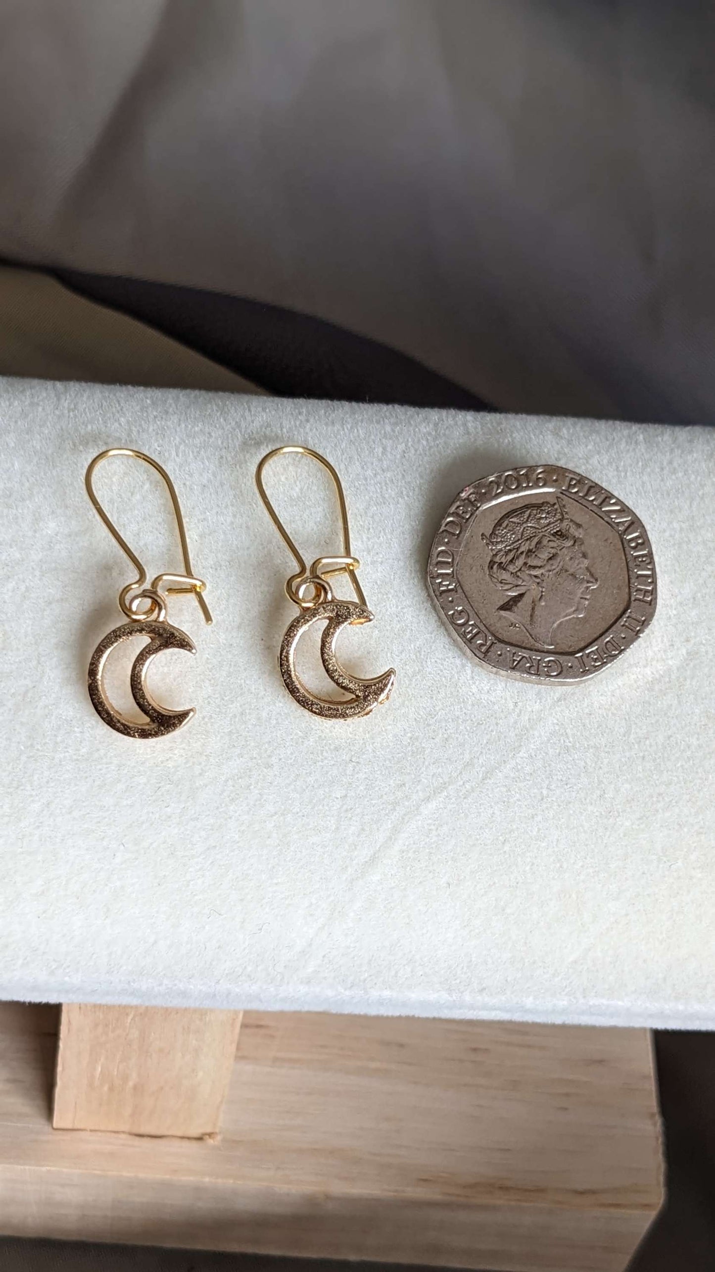 Small Gold Moon image 2