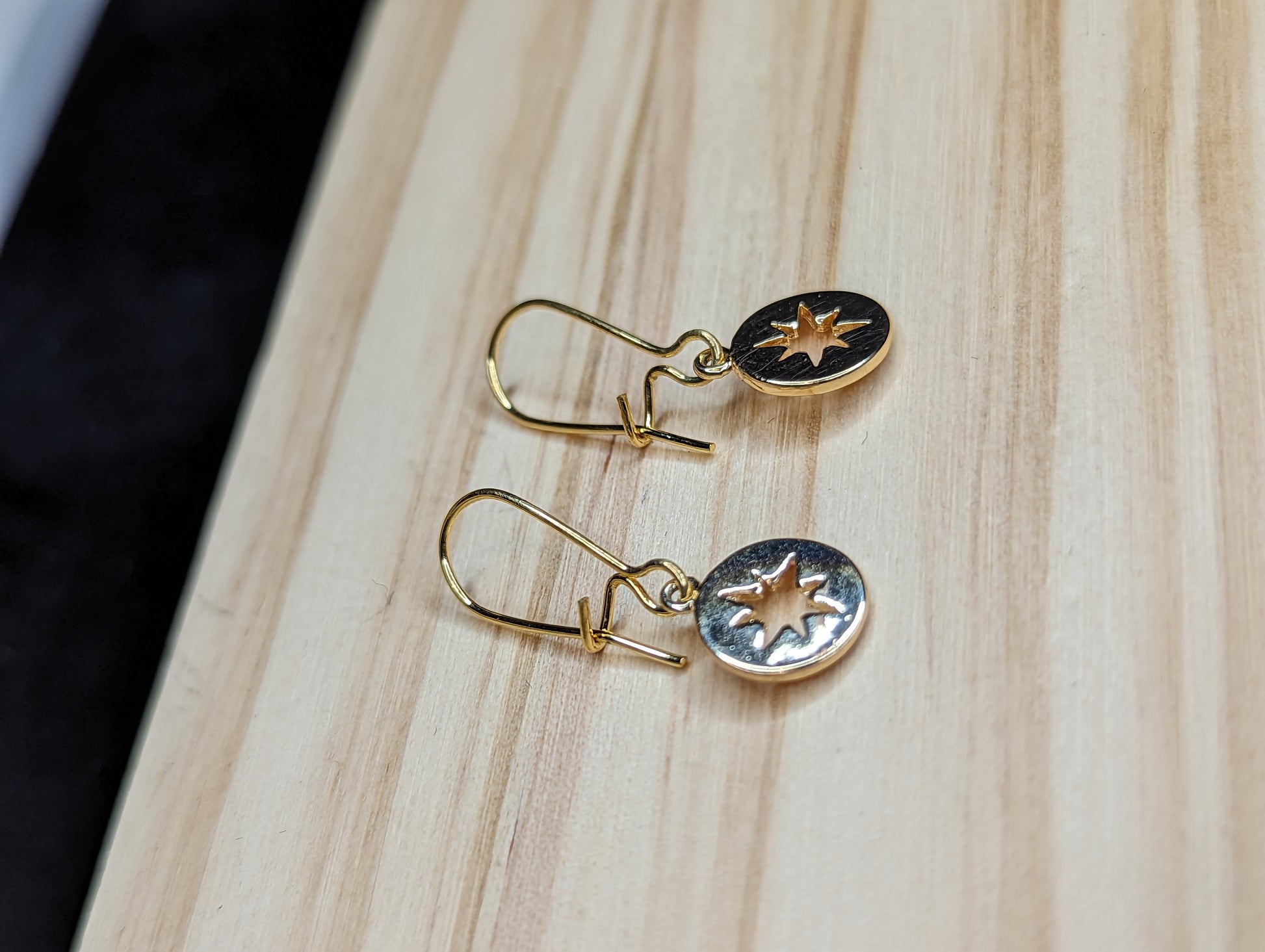 Small Gold  Star Earrings image 1