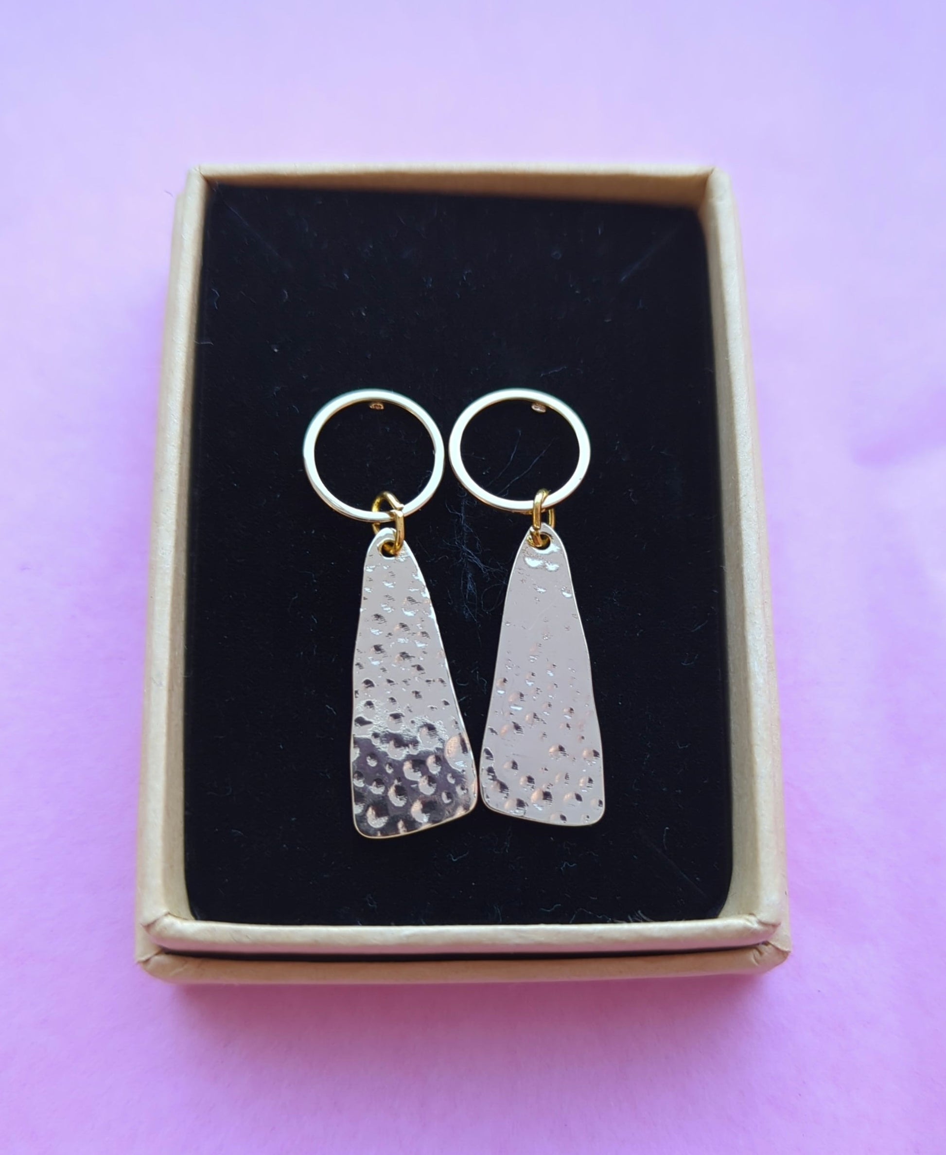 Dapple studs  image 0