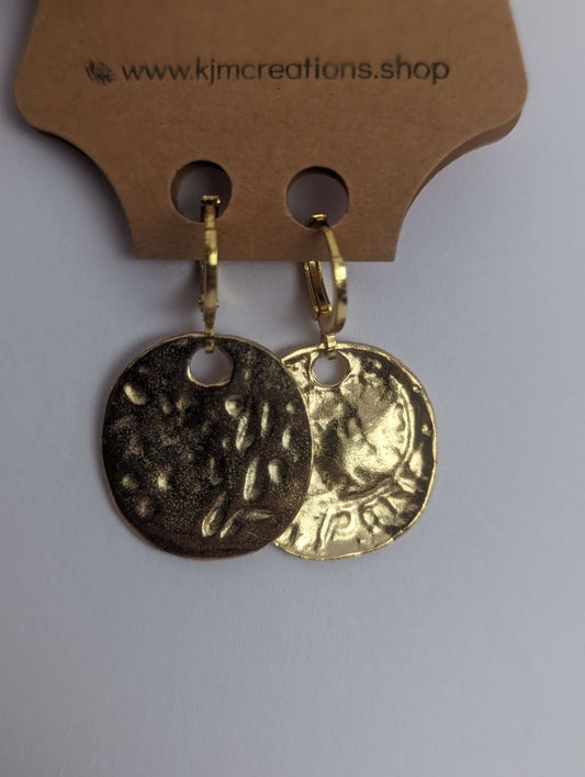 Huggie gold hoop image 0